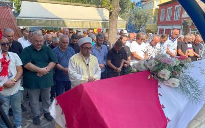 Oyuncu Seda Fettahoğlu'nun cenazesi memleketi Giresun'da toprağa verildi
