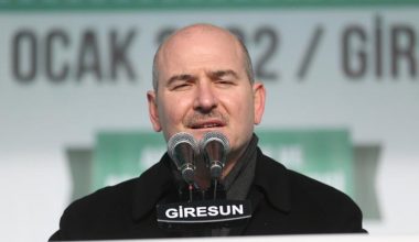 ‘Nerede bu devlet?’ yok, ‘Allah devlete zeval vermesin’ sözü var’