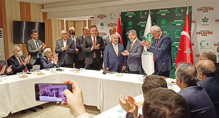 Hurşit Yüksel Gelecek Partisi’nde…
