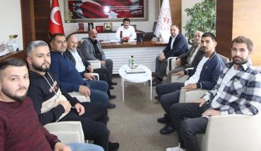 DENİZHAN USTA VE EKİBİ ÇALGAN VE ŞENEL’İ DİNLEDİ DENİZHAN USTA VE EKİBİ ÇALGAN VE ŞENEL’İ DİNLEDİ
