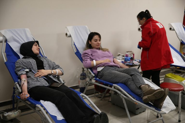 Giresun Emniyet Müdürlüğü'nden kan bağışına destek
