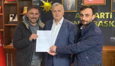 İmzalar Tatlı’ya teslim edildi