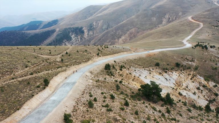 Yeşil Yol Projesi'nde standardı yükseltilmiş yol ağı yüzde 50'ye ulaştı