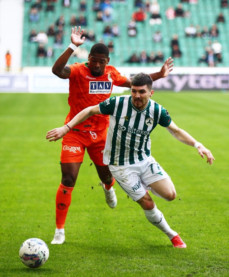 Futbol: Spor Toto Süper Lig