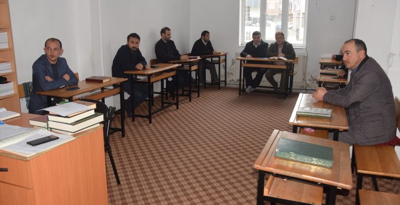 Espiye'de din görevlilerine “vaaz becerilerini geliştirme” kursu