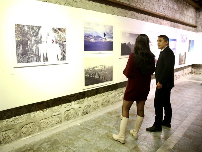 Giresun'da dağcılık temalı fotoğraf sergisi açıldı