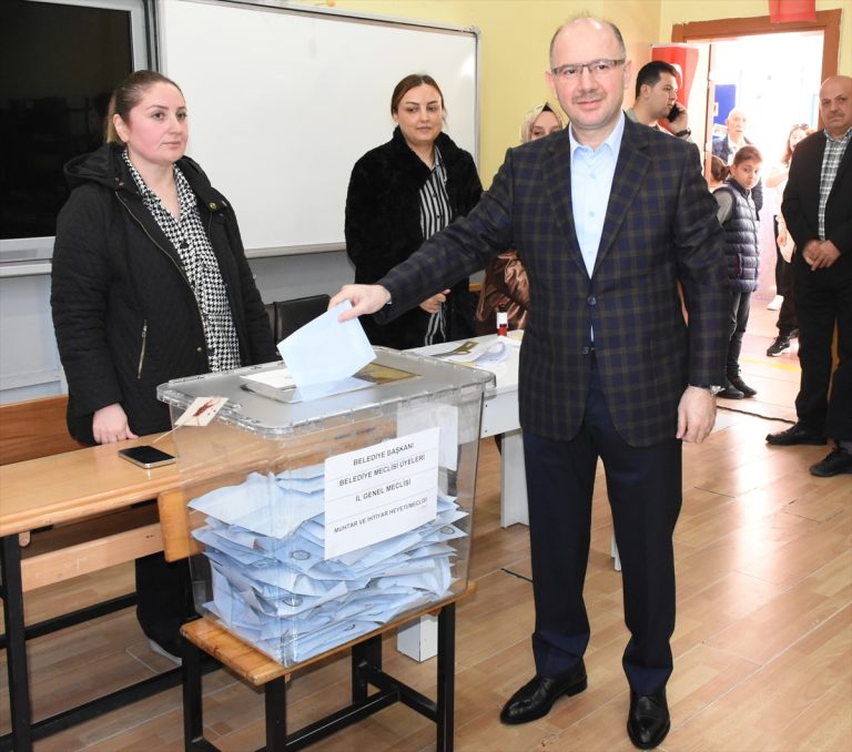 Giresun Valisi Serdengeçti oyunu kullandı