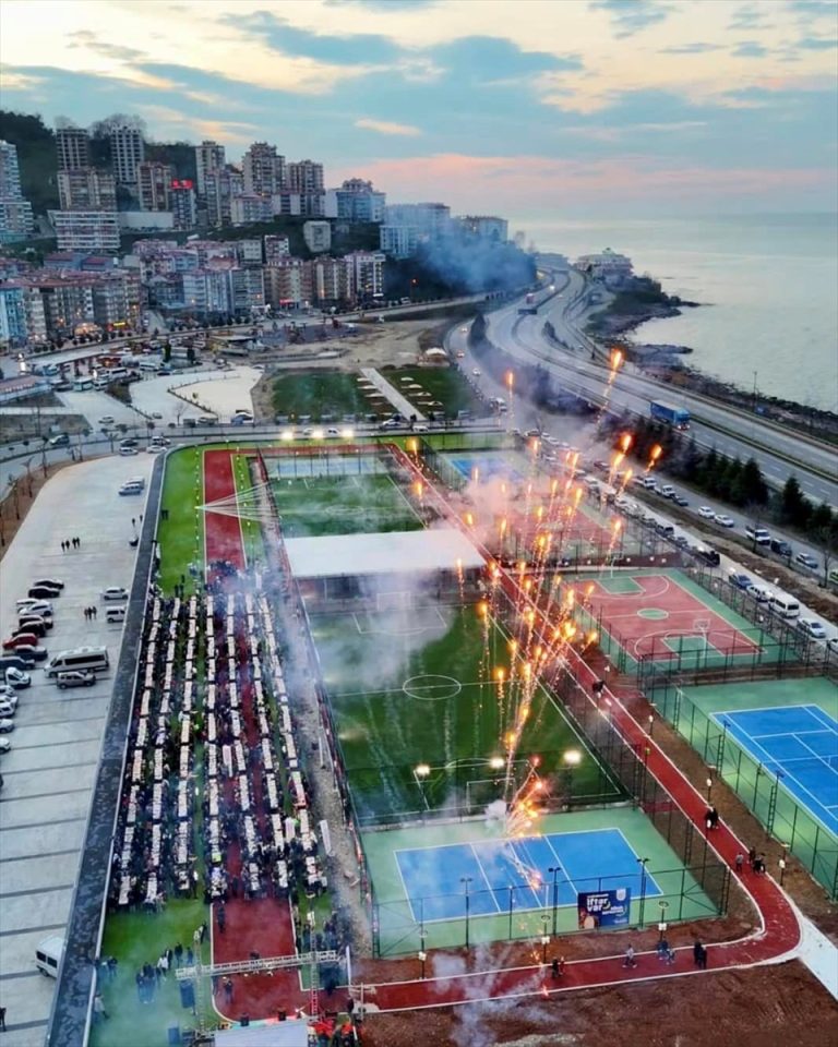 Giresun'da 40 yıllık çöp alanı spor kompleksi ve galericiler sitesine dönüştü
