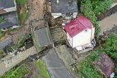 GÜNCELLEME – Giresun'da sağanak nedeniyle bir ev yan yattı, su baskınları oluştu
