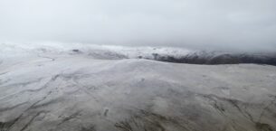 Giresun'un Kümbet Yaylası'na kar yağdı