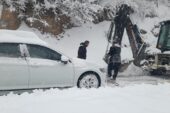 Karadeniz'de üç ilde kar nedeniyle mahsur kalan 12 kişi kurtarıldı