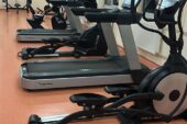 Alucra'daki tesislere spor aletleri teslim edildi