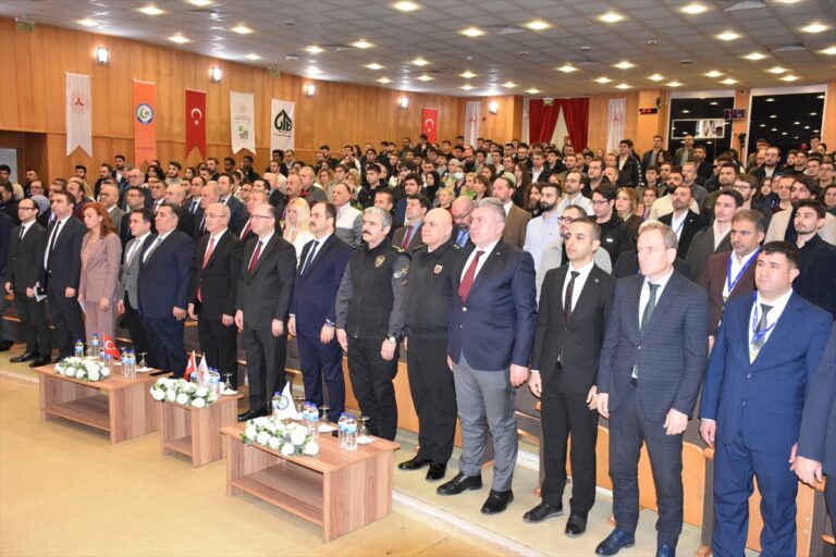 “Fındık Tarımında Yapay Zeka” çalıştayı Giresun'da başladı “Fındık Tarımında Yapay Zeka” çalıştayı Giresun'da başladı