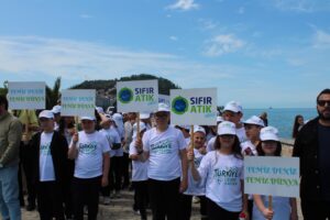 ÇEVRENE İYİ BAK ÇAĞRISI