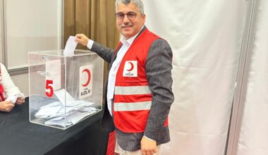 KORKMAZ’DAN MERİÇ YILMAZ VE EKİBİNE TAM DESTEK KORKMAZ’DAN MERİÇ YILMAZ VE EKİBİNE TAM DESTEK