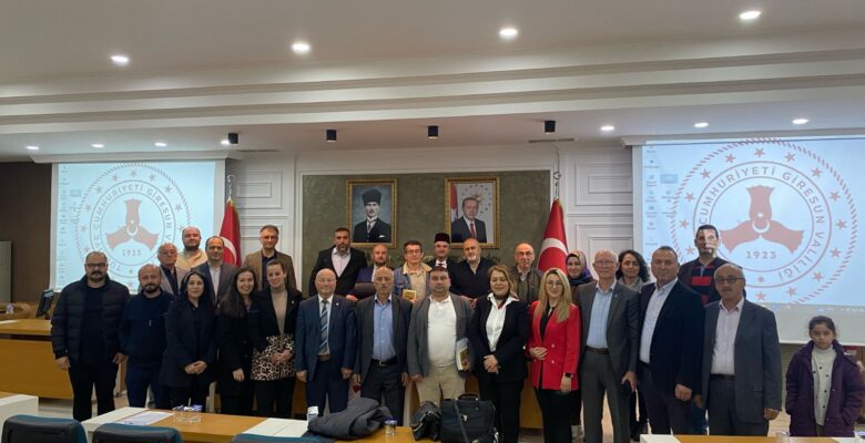 DERNEK BAŞKANLARINA BİRİFİNG