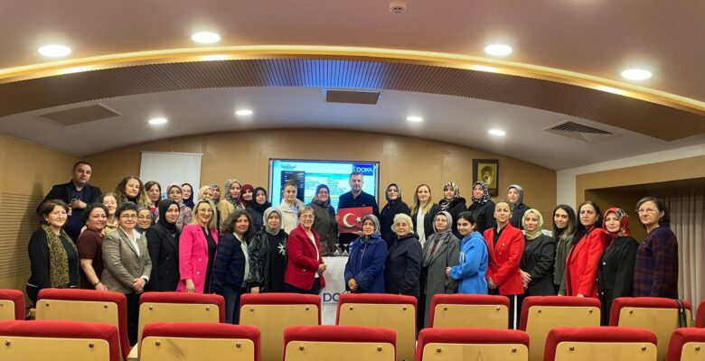 KADIN KOOPERATİFÇİLİĞİ İÇİN SEFERBERLİK