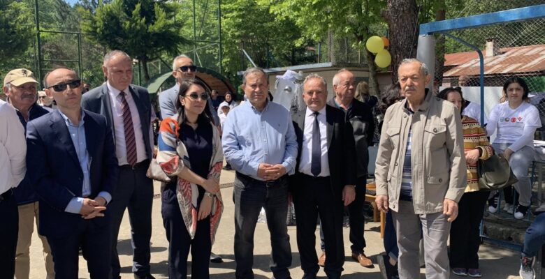 SELAHATTİN GÜLBEYAZ DUROĞLU GENÇLİĞİNİN YÜZÜ GÜLÜYOR