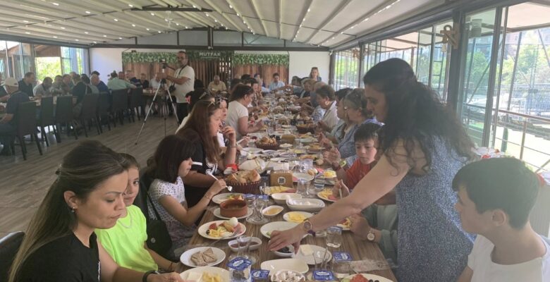 GEMİCİ VE CEYRAN’IN GÖREVDEN ALINMALARI TABANI ÜZDÜ