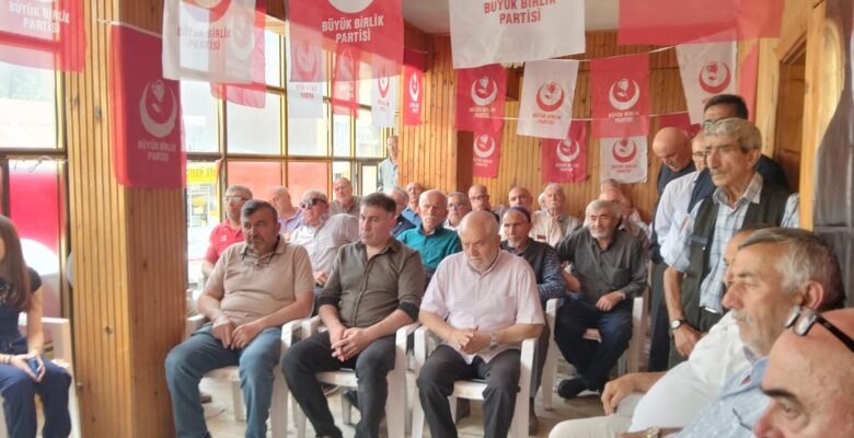 İLÇE BAŞKANI TURGAY YENİCE “GÜVEN TAZELEDİ”