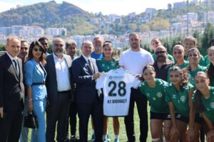 SERDENGEÇTİ’DEN SANAYİSPOR’A TAM DESTEK 