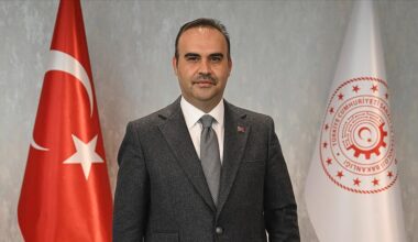 Giresun’a Bakan Kacır Damgası: İlimiz Sanayide Yeni Döneme Giriyor Giresun’a Bakan Kacır Damgası: İlimiz Sanayide Yeni Döneme Giriyor