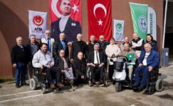 Avrupa’dan gelen heyete plaket