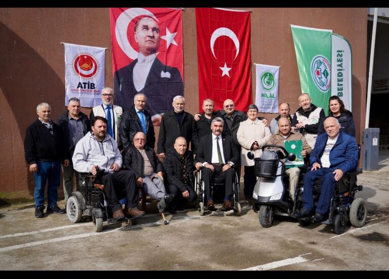 Avrupa’dan gelen heyete plaket