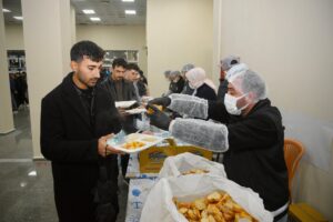 GİRESUN BELEDİYESİ’NİN İFTARINDA COŞKU