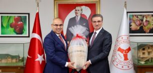 GÜMÜŞHANE VALİSİ BARUŞ’TAN ,VALİ KOÇ’A TEBRİK GÜMÜŞHANE VALİSİ BARUŞ’TAN ,VALİ KOÇ’A TEBRİK