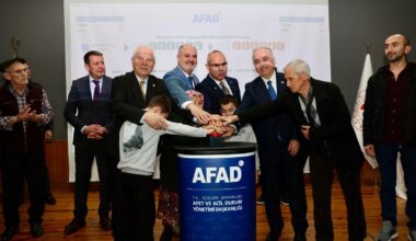 ESPİYE’DE KONUTLAR TESLİM EDİLDİ ESPİYE’DE KONUTLAR TESLİM EDİLDİ