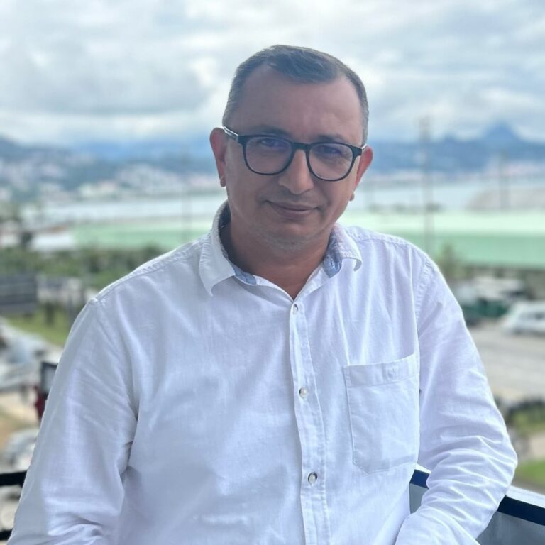 TÜRK EĞİTİM-SEN’DEN ÖĞRETMEN CİNAYETİNE SERT KINAMA