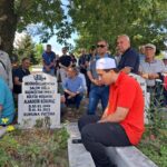ALAADDİN KORKMAZ ‘IN ESPİYE’DEKİ MEZARINA 5 OTOBÜSLE GELDİLER