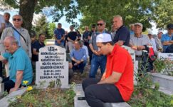 ALAADDİN KORKMAZ ‘IN ESPİYE’DEKİ MEZARINA 5 OTOBÜSLE GELDİLER