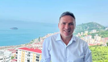 CENGER: ÇAKIRMELİKOĞLU’NU ELEŞTİRELİM AMA HAKKINI DA VERELİM