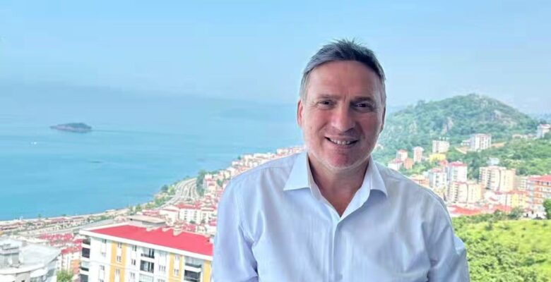 CENGER: ÇAKIRMELİKOĞLU’NU ELEŞTİRELİM AMA HAKKINI DA VERELİM